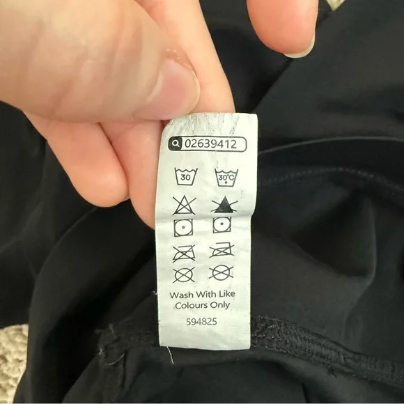 Halara UltraSculpt High Waisted Scrunch Butt Lifting Tummy Control Black Size XL - Picture 6 of 8